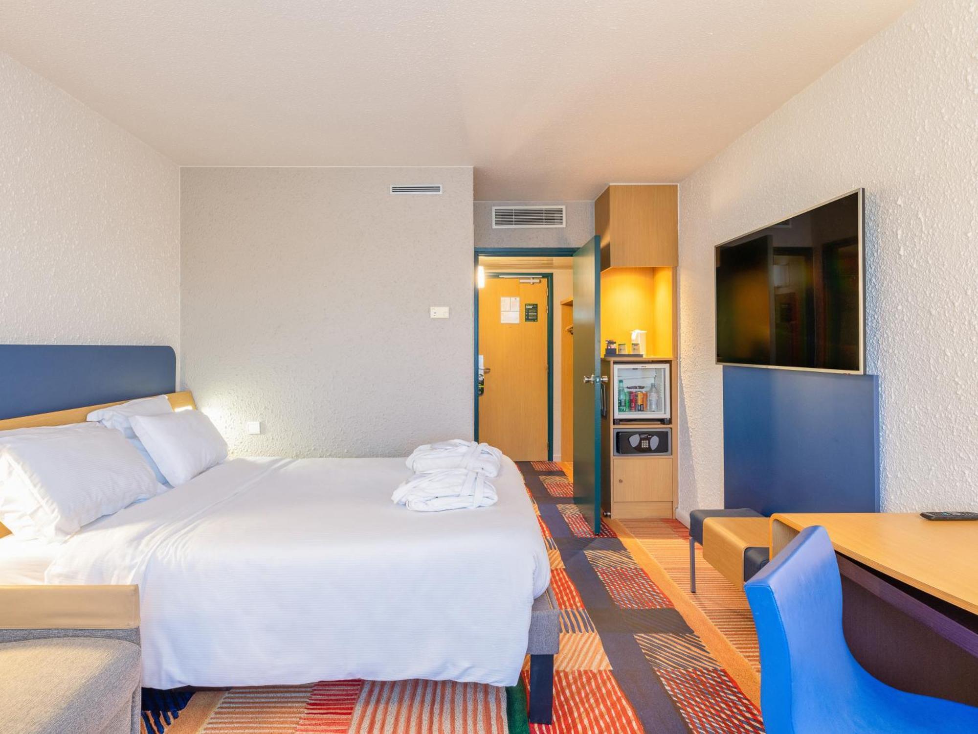 B&B Hotel Lyon Nord 4 Etoiles Dardilly Δωμάτιο φωτογραφία